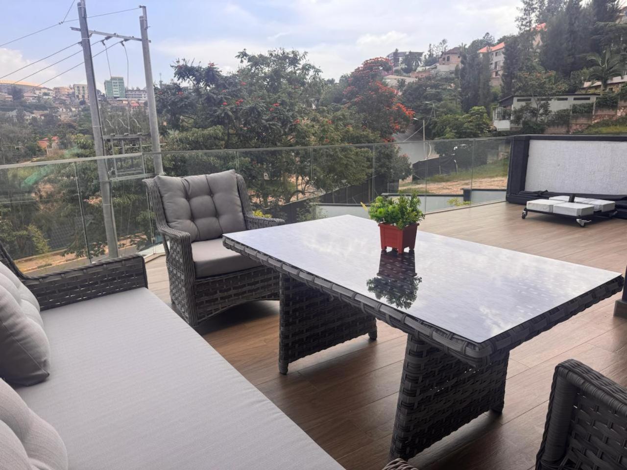 Cascadia Apartments קיגאלי מראה חיצוני תמונה